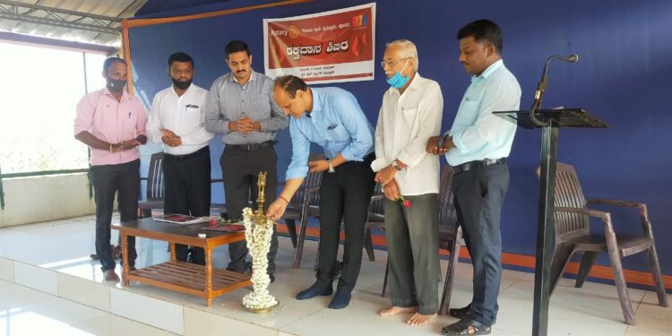 ರೋಟರಿ ಕ್ಲಬ್ ಪುತ್ತೂರು ಪೂರ್ವ ವತಿಯಿಂದ ರಕ್ತದಾನ ಶಿಬಿರ