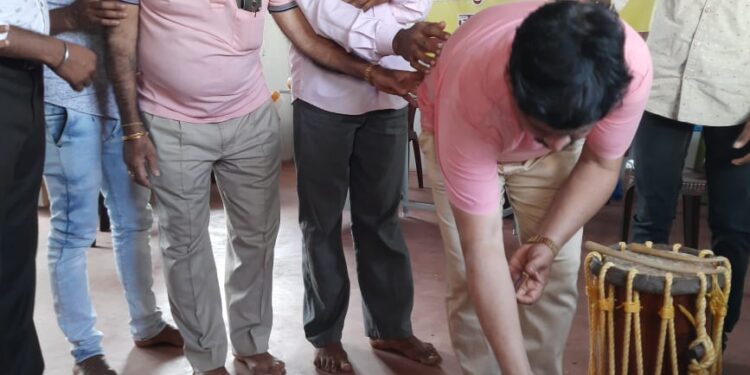 ಜಿಲ್ಲಾ ಮರಾಠಿ ಸಂರಕ್ಷಣಾ ಸಮಿತಿಯಿಂದ ಚೆಂಡೆ ತರಬೇತಿ