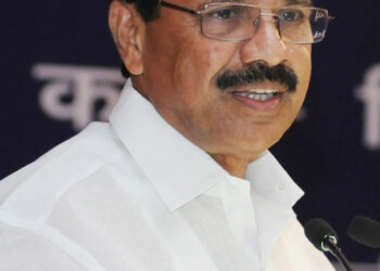 ಕೇಂದ್ರ ಸಚಿವ ಸದಾನಂದ ಗೌಡ ಅಸ್ವಸ್ಥ: ಜೀರೋ ಟ್ರಾಫಿಕ್ ಮೂಲಕ ಬೆಂಗಳೂರಿಗೆ ಶಿಫ್ಟ್ ಗೆ ಸಿದ್ದತೆ