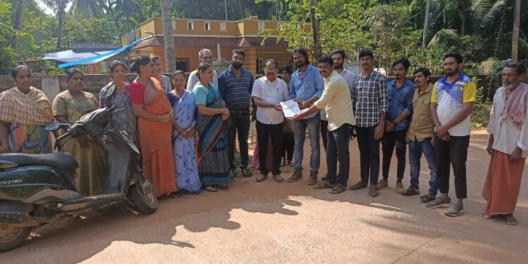 ತಾರಿಗುಡ್ಡೆ ರಸ್ತೆ ನಿರ್ಮಾಣ – ಕೆರೆಮೂಲೆಯಲ್ಲಿ ಸ್ಪೀಡ್ ಬ್ರೇಕರ್ ಅಳವಡಿಸಬೇಕೆಂದು ಆಗ್ರಹಿಸಿ ನ. ಸಭಾ ಅಧ್ಯಕ್ಷ ಜೀವಂಧರ್ ಜೈನ್ ಗೆ ಮನವಿ