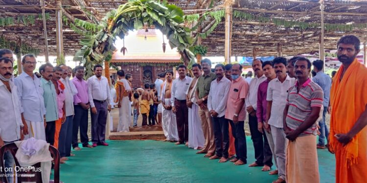 ಕೊಣಾಲು ದೇವತೆ ಕ್ಷೇತ್ರದಲ್ಲಿ ಜಾತಿ ತಾರತಮ್ಯ ಆರೋಪ: ಪುತ್ತೂರು ಬಿಲ್ಲವ ಸಂಘದಿಂದ  ಭೇಟಿ