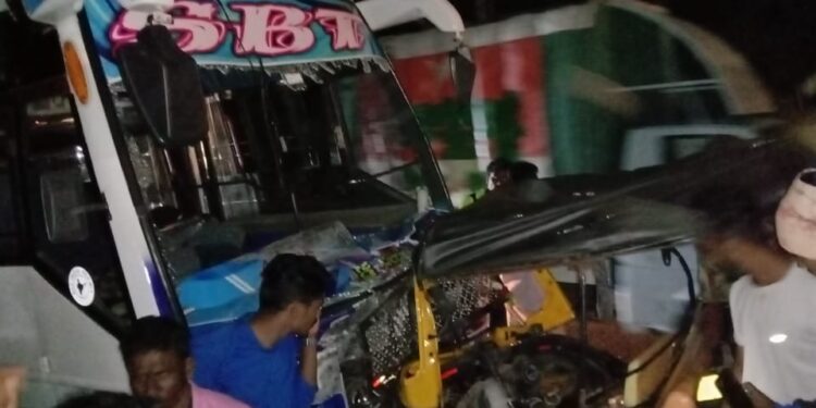 ಅಳದಂಗಡಿಯ ಸಮೀಪ ಭೀಕರ ರಸ್ತೆ ಅಪಘಾತ | ಓರ್ವ ಮೃತ್ಯು, ರಿಕ್ಷಾ ಸಂಪೂರ್ಣ ನುಜ್ಜುಗುಜ್ಜು