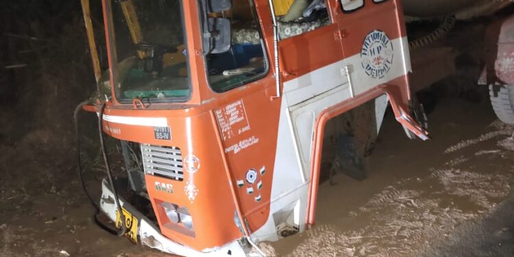 ಕಲ್ಲಡ್ಕದಲ್ಲಿ ಗ್ಯಾಸ್ ಟ್ಯಾಂಕರ್ ಮತ್ತು ಕಂಟೈನರ್ ಅಪಘಾತ