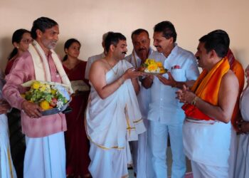 ಇತಿಹಾಸ ಪ್ರಸಿದ್ಧ ಪುತ್ತೂರು ಶ್ರೀ ಮಹಾಲಿಂಗೇಶ್ವರ ದೇವಸ್ಥಾನದ ನೂತನ ವ್ಯವಸ್ಥಾಪನಾ ಸಮಿತಿಯಿಂದ ಶತರುದ್ರ ಸೇವೆ