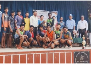 ವಾಲಿಬಾಲ್ ಪಂದ್ಯಾಟ: ವಿವೇಕಾನಂದ ಪ.ಪೂ ಕಾಲೇಜಿನ ಬಾಲಕರ ತಂಡ ದ್ವಿತೀಯ ಸ್ಥಾನ