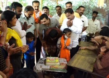 ಭಾಜಪಾ ಜಿಲ್ಲಾಧ್ಯಕ್ಷ ಸುದರ್ಶನ್ ಮೂಡುಬಿದಿರೆ ಜನುಮದಿನ- ವಿಶೇಷ ಚೇತನ ಮಕ್ಕಳೊಡನೆ ಹುಟ್ಟು ಹಬ್ಬದ ವಿಶೇಷ ಆಚರಣೆ – ಪುತ್ತೂರು ಶ್ರೀ ಮಹಾಲಿಂಗೇಶ್ವರ ದೇವಳದಲ್ಲಿ ಪೂಜೆ