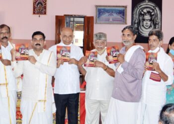 ಪುತ್ತೂರು : ಮಹಾಲಿಂಗೇಶ್ವರ ದೇವಸ್ಥಾನದ ಜಾತ್ರೋತ್ಸವದ ಕಟ್ಟೆಪೂಜೆ ಸೇವಾದಾರರ ಸಭೆ,ಆಮಂತ್ರಣ ಬಿಡುಗಡೆ