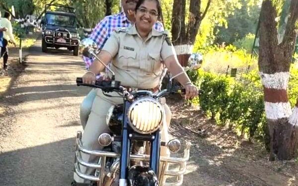 ‘ಲೇಡಿ ಸಿಂಗಂ’ ಖ್ಯಾತಿಯ ಅರಣ್ಯ ಅಧಿಕಾರಿ ದೀಪಾಲಿ ಆತ್ಮಹತ್ಯೆ