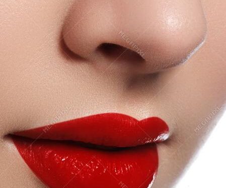 ಬ್ಯೂಟಿ ಟಿಪ್ಸ್ : ನಿಮ್ಮ ತುಟಿಯ ಕಾಳಜಿ ಮಾಡೋದು ಹೇಗೆ ಗೊತ್ತಾ? ಈ ಟಿಪ್ಸ್ ಫಾಲೋ ಮಾಡಿ