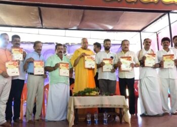 ಮಠಂತಬೆಟ್ಟು ಶ್ರೀ ಮಹಿಷಮರ್ದಿನಿ ದೇವಸ್ಥಾನದಲ್ಲಿ  ಏ.24 ರಂದು ಅಷ್ಟಬಂಧ ಬ್ರಹ್ಮಕಲಶೋತ್ಸವಕ್ಕೆ “ಭಜನಾಮೃತ” ಕಾರ್ಯಕ್ರಮ : ನಟರಾಜ ವೇದಿಕೆಯಲ್ಲಿ ಪೂರ್ವಭಾವಿ ಸಭೆ- ಆಮಂತ್ರಣ ಪತ್ರ ಬಿಡುಗಡೆ