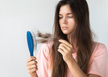 ಕೂದಲು ಉದುರುವ ಸಮಸ್ಯೆಯೇ..? ಹಾಗಾದರೇ ಈ ಮನೆ ಮದ್ದು ಬಳಸಿ ನೋಡಿ