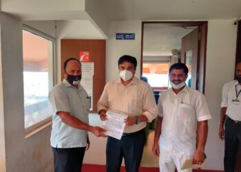 ಬಂದೂಕು ಠೇವಣಿಯಲ್ಲಿ ವಿನಾಯಿತಿ : ಜಿಲ್ಲಾಧಿಕಾರಿಗಳಿಗೆ ಮನವಿ ಸಲ್ಲಿಕೆ