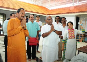 ಮಠಂತಬೆಟ್ಟು ಶ್ರೀ ಮಹಿಷಮರ್ದಿನಿ ದೇವಸ್ಥಾನಕ್ಕೆ ಸಚಿವ ಪ್ರಭು ಚೌಹಾಣ್ ಭೇಟಿ