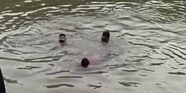 ಕಡಬ: ಸ್ನಾನಕ್ಕೆಂದು ನದಿಗೆ ಇಳಿದ ಇಬ್ಬರುಯುವಕರು ಸಾವು