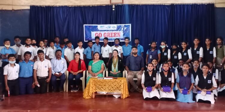 ಜೆಸಿಐ ಪುತ್ತೂರು ಗೋ ಗ್ರೀನ್ ವಿಭಾಗದಿಂದ ಸರಕಾರಿ ಪ್ರೌಢಶಾಲೆ  ಕೊಂಬೆಟ್ಟಿನಲ್ಲಿ ವಿದ್ಯಾರ್ಥಿಗಳಿಗೆ ‘ಪರಿಸರ ಜಾಗೃತಿ’ ಮಾಹಿತಿ ಕಾರ್ಯಕ್ರಮ