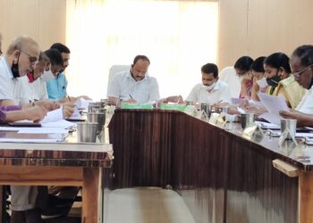 ಪುತ್ತೂರು : ಎಪಿಎಂಸಿ ಸಾಮಾನ್ಯ ಸಭೆ : ಎಪಿಎಂಸಿ ರಸ್ತೆಯ ರೈಲ್ವೆ ಅಂಡರ್ ಬ್ರಿಡ್ಜ್ ನಿರ್ಮಾಣ ಕಾರ್ಯಕ್ಕೆ ಸಂಬಂಧಿಸಿದ ಎಲ್ಲ ಹಂತಗಳು ಪೂರ್ಣಗೊಂಡಿವೆ. ಇನ್ನೆರಡು ತಿಂಗಳಲ್ಲಿ ಕಾಮಗಾರಿ ಆರಂಭ – ದಿನೇಶ್ ಮೆದು