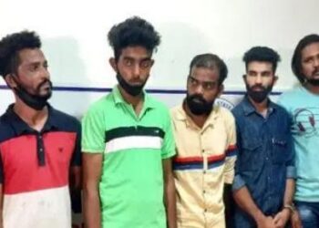 ಮಂಗಳೂರು ಮತ್ತು ದ.ಕ ಜಿಲ್ಲೆಯ ಹೆದ್ದಾರಿಯಲ್ಲಿ ರಾತ್ರಿ ವೇಳೆ ದರೋಡೆ ನಡೆಸಲು ಸಂಚು ರೂಪಿಸಿದ್ದ ಕುಖ್ಯಾತ ಟಿ.ಬಿ ಗ್ಯಾಂಗ್ ನ 8 ಮಂದಿಯನ್ನು ವಶಕ್ಕೆ ಪಡೆದ ಪೊಲೀಸರು