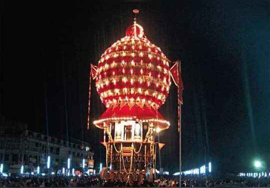 ಪುತ್ತೂರು ಜಾತ್ರೆ : ಬ್ರಹ್ಮ ರಥ, ಹೂ ತೇರು ಸೇವೆಗೆ ಅವಕಾಶ : ಸೇವಾದಾರರಿಗೆ ರಥದ ಬಳಿ ತೆರಳಲು ಪಾಸ್ ವಿತರಣೆ