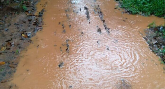 ಮಾಣಿ : ಲಕ್ಕಪ್ಪಕೋಡಿ – ಅರ್ಬಿ ರಸ್ತೆ ದುರಸ್ಥಿಗೆ  ಸಾರ್ವಜನಿಕರಿಂದ ಒತ್ತಾಯ