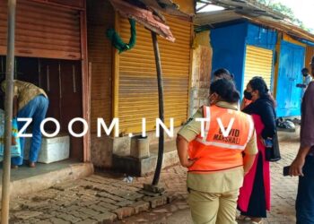 ಪುತ್ತೂರು : ಕೊರೊನಾ ಬಿಗಿ ಕ್ರಮ ಮಧ್ಯೆಯೂ ಗೂಡಂಗಡಿಯಲ್ಲಿ ಎಣ್ಣೆ ಪಾರ್ಟಿ  : ಅಧಿಕಾರಿಗಳಿಂದ ಎಚ್ಚರಿಕೆ