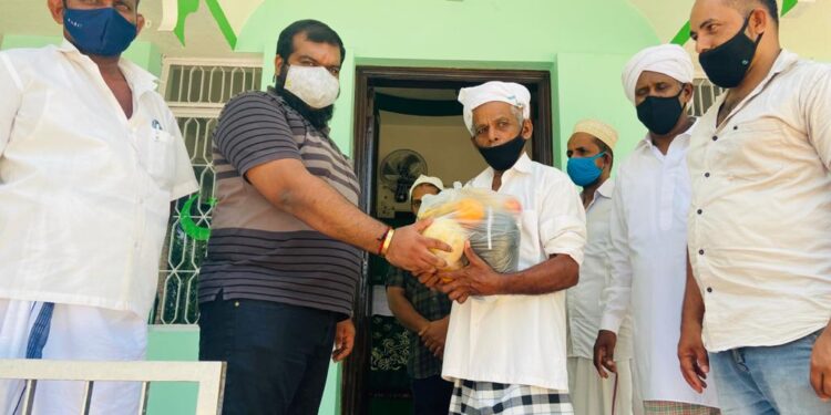 ಪುತ್ತೂರು : ರಂಜಾನ್ ಕಿಟ್ ನೀಡುವುದರ ಮೂಲಕ  ಮಾನವೀಯತೆ ಹಾಗೂ ಸೌಹಾರ್ದತೆ ಮೆರೆದ ಯುವ ಉದ್ಯಮಿ  “ಮನ್ಮಿತ್ ರೈ”