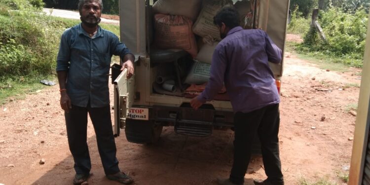 ಉಪ್ಪಿನಂಗಡಿ : ಲಾಕ್ ಡೌನ್ ಹಿನ್ನೆಲೆ ; 34 ನೆಕ್ಕಿಲಾಡಿ ಗ್ರಾ.ಪಂ ವ್ಯಾಪ್ತಿಯ ಮನೆಗಳಿಗೆ ಪಡಿತರ ವಿತರಣೆಗೆ ಉಚಿತ ವಾಹನದ ವ್ಯವಸ್ಥೆ