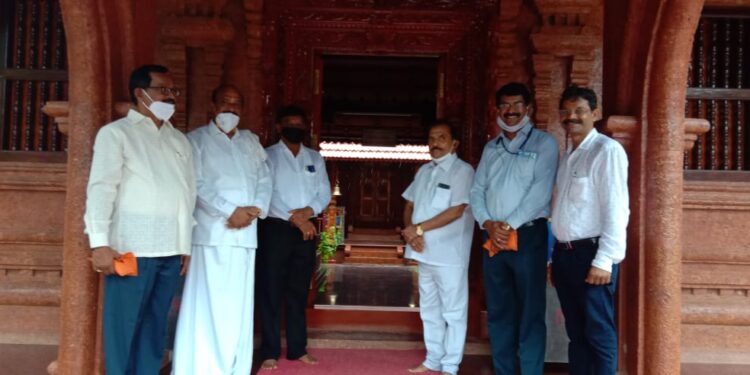 ಶ್ರೀ ಕ್ಷೇತ್ರ ಗೆಜ್ಜೆಗಿರಿಗೆ ಮಾಜಿ ಶಾಸಕರಾದ ವಸಂತ ಬಂಗೇರ ಭೇಟಿ