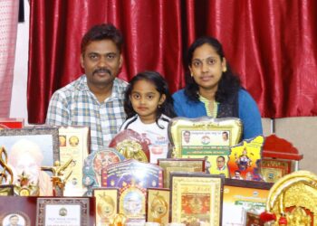 ಎಳೆಯ ವಯಸ್ಸಿನ ಹಿರಿಯ ಗರಿಮೆ ಪಡೆದ ಸರಿಗಮಪ ಖ್ಯಾತಿಯ ‘ಜ್ಞಾನ’ ಇಂಡಿಯಾ  “ಬುಕ್ಕ್ ಆಫ್ ರೆಕಾರ್ಡ್”