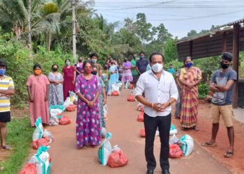 ಕೊರೊನಾ ಸಂಕಷ್ಟದ ಸಮಯದಲ್ಲಿ ರೈ ಎಸ್ಟೇಟ್ ನ ಮಾಲಕ ಅಶೋಕ್ ರೈ ಕೋಡಿಂಬಾಡಿಯವರಿಂದ ಆಹಾರ ಸಾಮಾಗ್ರಿಗಳ ಕಿಟ್ ವಿತರಣೆ