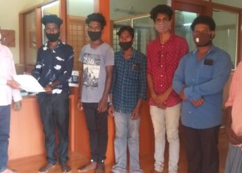 ಕೋಡಿಂಬಾಡಿ : ಕೃಷ್ಣಗಿರಿಯಲ್ಲಿನ ಅವೈಜ್ಞಾನಿಕ ಚರಂಡಿ ರಿಪೇರಿ, ಕುಸಿದ ತಡೆಗೋಡೆಯ ದುರಸ್ಥಿ ಹಾಗೂ   ಹೊಸ ಚರಂಡಿ ನಿರ್ಮಾಣ ಮಾಡುವಂತೆ  ನಾಗರಿಕರಿಂದ ಗ್ರಾ.ಪಂ ಅಧಿಕಾರಿಗಳಿಗೆ ಮನವಿ