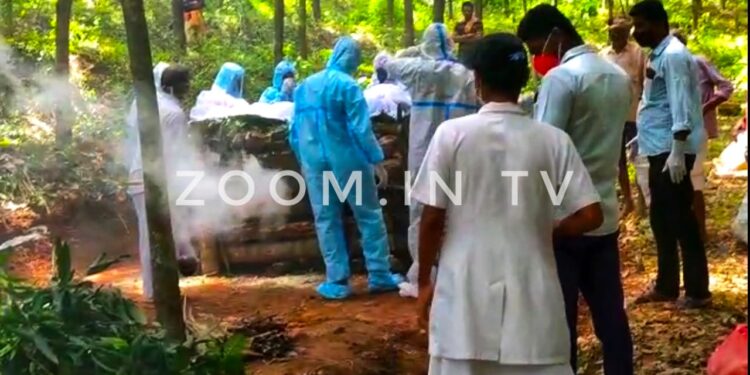 ಹಿಂದೂ ಜಾಗರಣ ವೇದಿಕೆ ನೆಲ್ಯಾಡಿ ಘಟಕದ ವತಿಯಿಂದ ಕೋವಿಡ್ ನಿಂದ ಮೃತ ಪಟ್ಟ ಮಹಿಳೆಯ ಅಂತ್ಯಕ್ರಿಯೆ