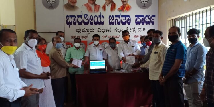 ಆಟೋ, ಕ್ಯಾಬ್ ಚಾಲಕರಿಗೆ ಕೋವಿಡ್ ಪ್ಯಾಕೇಜ್ ಪಡೆದುಕೊಳ್ಳಲು ಬಿಜೆಪಿ ಯುವ ಮೋರ್ಚಾದಿಂದನೋಂದಣಿ ಸಪ್ತಾಹಕ್ಕೆ ಚಾಲನೆ