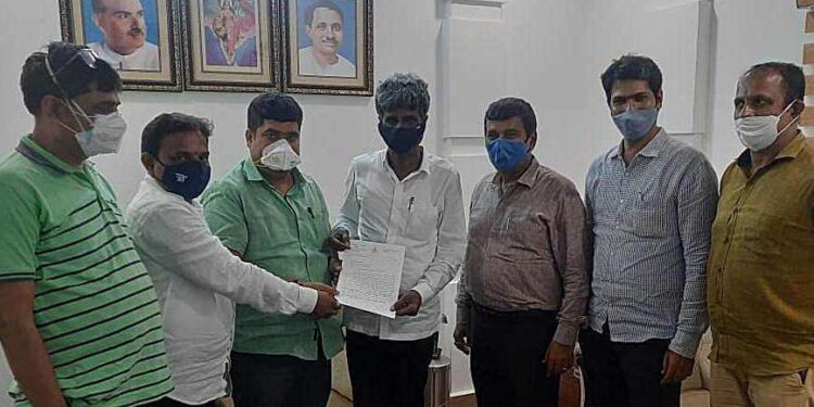 ಮಂಗಳೂರು: ಜನರಿಗೆ ಅಗತ್ಯ ವಸ್ತುಗಳ ಖರೀದಿ ಅವಧಿ ವಿಸ್ತರಿಸಲು ಸಚಿವರಿಗೆ ಶಾಸಕ ವೇದವ್ಯಾಸ್ ಕಾಮತ್ ಮನವಿ