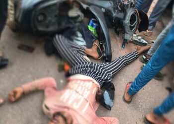 ಕಂಬಳಬೆಟ್ಟು : ದ್ವಿಚಕ್ರ ವಾಹನ ಮತ್ತು ಆಟೋ ರಿಕ್ಷಾ ನಡುವೆ ಡಿಕ್ಕಿ:; ದ್ವಿಚಕ್ರ ವಾಹನ ಸವಾರ ಗಂಭೀರ