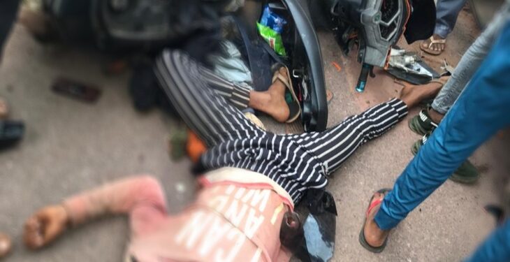 ಕಂಬಳಬೆಟ್ಟು : ದ್ವಿಚಕ್ರ ವಾಹನ ಮತ್ತು ಆಟೋ ರಿಕ್ಷಾ ನಡುವೆ ಡಿಕ್ಕಿ:; ದ್ವಿಚಕ್ರ ವಾಹನ ಸವಾರ ಗಂಭೀರ