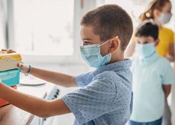 ಕೋವಿಡ್ ಮೂರನೇ ಅಲೆ ತಡೆಗೆ ಸಿದ್ಧತೆ: ಎಲ್ಲಾ ಜಿಲ್ಲಾಸ್ಪತ್ರೆಗಳಲ್ಲಿ ಮಕ್ಕಳ ಚಿಕಿತ್ಸಾ ವಿಭಾಗ ಅಭಿವೃದ್ಧಿ