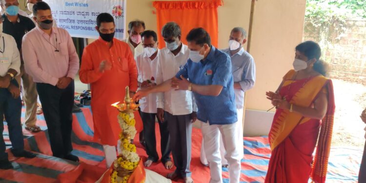 ಉಪ್ಪಿನಂಗಡಿ : ಸಮುದಾಯ ಆರೋಗ್ಯ ಕೇಂದ್ರದಲ್ಲಿ ಕೆನರಾ ಬ್ಯಾಂಕ್ ಸಹಭಾಗಿತ್ವದ ಆಕ್ಸಿಜನ್ ಉತ್ಪಾದನಾ ಘಟಕದ ಕಾಮಗಾರಿಗೆ ಚಾಲನೆ