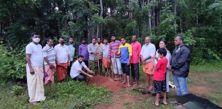 ಮುಂಡೂರು: ಬಿಜೆಪಿ ಗ್ರಾಮ ಸಮಿತಿ ಮತ್ತು ಶ್ರೀರಾಮ ಗೆಳೆಯರ ಬಳಗ ಪುತ್ತಿಲ ಆಶ್ರಯದಲ್ಲಿ ಪರಿಸರ ದಿನಾಚರಣೆ ಮತ್ತು ಗಿಡ ಬೆಳೆಸಿ ಅಭಿಯಾನಕ್ಕೆ ಚಾಲನೆ