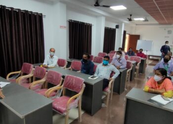 ಪುತ್ತೂರು : ಕೋವಿಡ್ ನಿರ್ವಹಣಾ ಕರ್ತವ್ಯದಲ್ಲಿ ಇಲಾಖಾಧಿಕಾರಿಗಳು ವಿಫಲ ತಾ.ಪಂ ಕಾರ್ಯನಿರ್ವಹಣಾಧಿಕಾರಿ ಗಂಭೀರ ಆರೋಪ