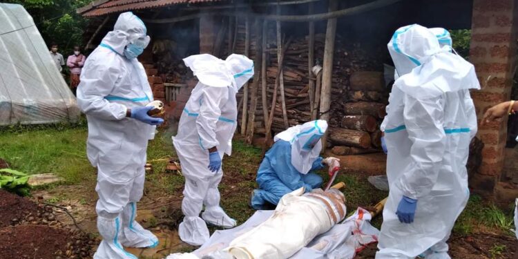 ನಿಡ್ಪಳ್ಳಿ : ಮಾಯಿಲಕೋಟೆ ನಿವಾಸಿ ನಾರಾಯಣ ಭಟ್ ಕೊರೊನಾಗೆ ಬಲಿ:; ಶಾಸಕರ ವಾರ್ ರೂಮ್ ನಿಂದ ಅಂತ್ಯಸಂಸ್ಕಾರ