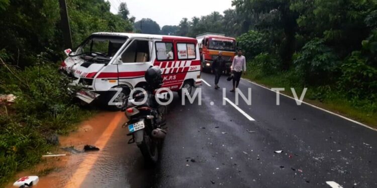 ಕಲ್ಲಡ್ಕ : ಟ್ಯಾಂಕರ್, ಆಂಬ್ಯುಲೆನ್ಸ್ ಹಾಗೂ ಬೈಕ್ ನಡುವೆ ಸರಣಿ ಅಪಘಾತ; ಐವರಿಗೆ ಗಾಯ