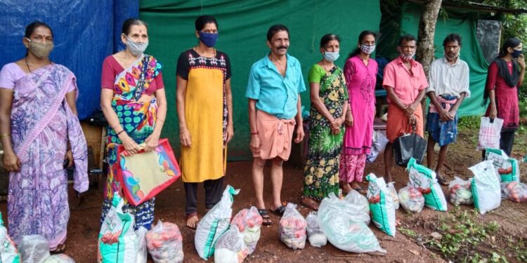 ಬಂಟ್ವಾಳ ತಾಲೂಕಿನ ಮಂಗಿಲಪದವು, ಕನ್ಯಾನ ಹಾಗೂ ಇತರ ಪ್ರದೇಶಗಳ ಬಡವರ್ಗದವರಿಗೆ ಅಶೋಕ್ ರೈ ಕೋಡಿಂಬಾಡಿ ಯವರಿಂದ ಅಗತ್ಯ ವಸ್ತುಗಳ ಕಿಟ್ ವಿತರಣೆ