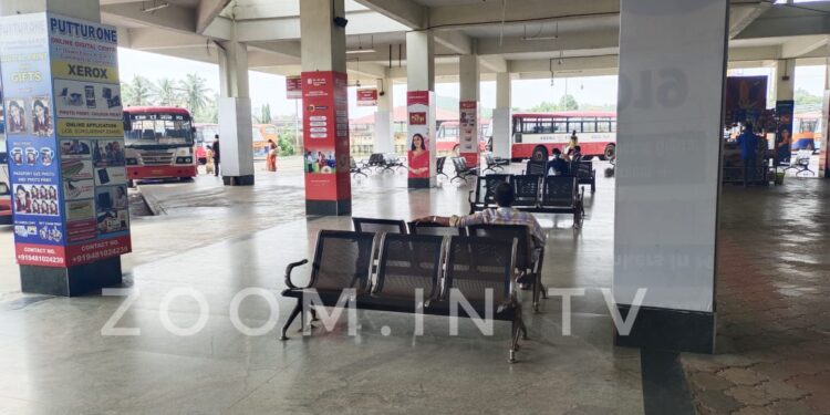 ತಿಂಗಳುಗಳ ಬಳಿಕ ಅಂಗಡಿ ತೆರೆದರೂ ವ್ಯಾಪಾರ ಡಲ್…!! ಪ್ರಯಾಣಿಕರಿಲ್ಲದೆ ಬಿಕೋ ಎನ್ನುತ್ತಿರುವ ನಿಲ್ದಾಣ..