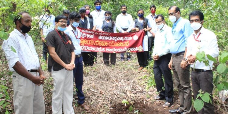 ಬೆಟ್ಟಂಪಾಡಿ : ಸರಕಾರಿ ಪ್ರಥಮ ದರ್ಜೆ ಕಾಲೇಜಿನಲ್ಲಿ  ವನಪರ್ವ ಅಭಿಯಾನ