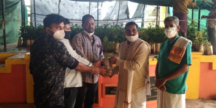 ವಿಶ್ವ ಹಿಂದೂ ಪರಿಷತ್ ಬಜರಂಗದಳ ಪುತ್ತೂರು ಪ್ರಖಂಡ ವತಿಯಿಂದ 108 ಬಿಲ್ವಪತ್ರೆ ಗಿಡಗಳನ್ನು ನೆಡುವ ಸಂಕಲ್ಪದೊಂದಿಗೆ ಸೇವಾ ಸಪ್ತಾಹ ಆಚರಣೆ