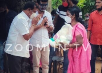 ಪುತ್ತೂರು: ಕರ್ನೂರು ಭಾಗದ ಮನೆಗಳಿಗೆ ಸಹಜ್ ರೈ ಬಳಜ್ಜ ಹಾಗೂ ಅವರ ತಂದೆ ಉದ್ಯಮಿ ಜಯರಾಮ ರೈ ರವರಿಂದ ಅಗತ್ಯ ವಸ್ತುಗಳ ಕಿಟ್ ವಿತರಣೆ