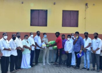 ವಿಟ್ಲ : ಯಕ್ಷಧ್ರುವ ಪಟ್ಲ ಫೌಂಡೇಶನ್(ರಿ) ಮಂಗಳೂರು ಇವರ ವತಿಯಿಂದ  ಕಲಾವಿದರಿಗೆ ಕಿಟ್ ವಿತರಣೆ