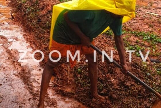 ಲಾಕ್ ಡೌನ್ ಸಮಯದಲ್ಲಿ ಏಕಾಂಗಿಯಾಗಿ ರಸ್ತೆ ಬದಿ ಚರಂಡಿ ಸ್ವಚ್ಚ ಮಾಡುವ ಮೂಲಕ ಸಮಾಜಮುಖಿ ಕಾರ್ಯ ನಿರ್ವಹಿಸಿದ ‘ಗೋಪಾಲ ನಾಯ್ಕ್’