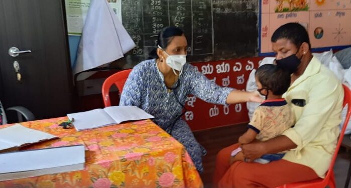 ಮುಂಡೂರು : ಪೌಷ್ಟಿಕತೆ ಕೊರತೆಯಿಂದ ಬಳಲುತ್ತಿದ್ದ ಮಕ್ಕಳ ವೈದ್ಯಕೀಯ ತಪಾಸಣೆ ಮತ್ತು ಟಾನಿಕ್ ವಿತರಣೆ