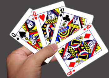 ವಿಟ್ಲ : ಅಡ್ಡದ ಬೀದಿಯ ಇಸ್ಪೀಟ್ ಅಡ್ಡೆಗೆ ದಾಳಿ : 8 ಮಂದಿ ವಶಕ್ಕೆ